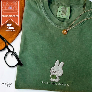 Read Hop Repeat Embroidered Tee – Cute Comfort Colors Shirt for Book Lovers, Bookish Gifts, Embroidered Sweatshirt,Bookish Oversized Jumper