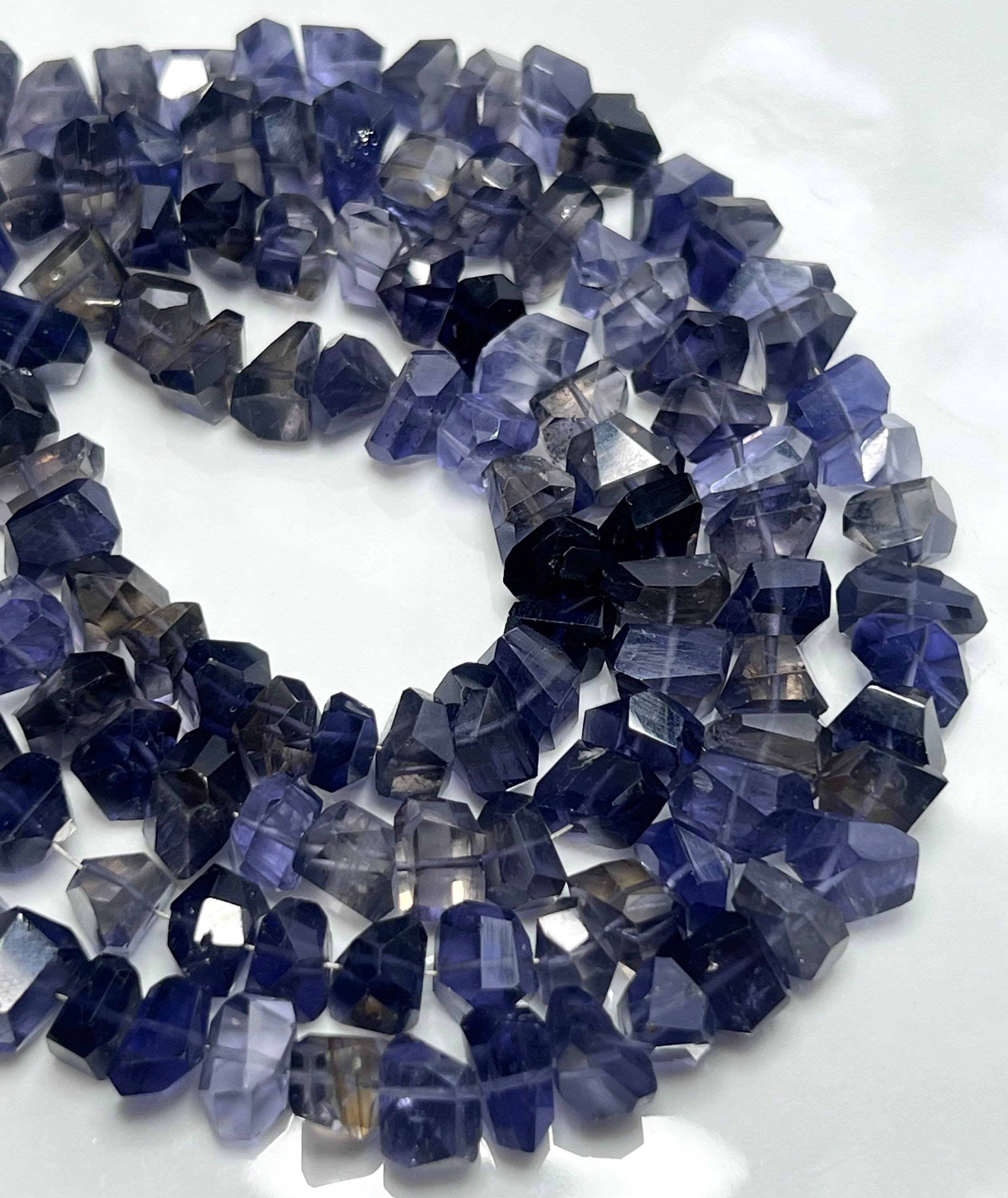 3.5" Strand IOLITE Irregular Chunks Gemstone Beads 5-8.5mm Nuggets, Genuine Natural Raw Crystal Gemstones, Blue Grey Navy, Baroque Shaded
