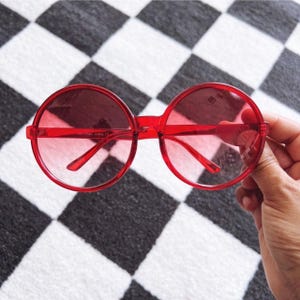 Vintage Style Oversized Sunglasses