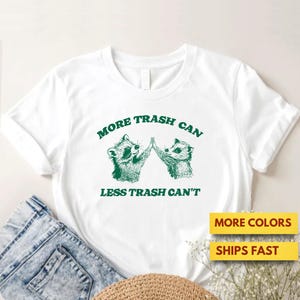 Meer prullenbak Minder prullenbak opossum premium T-shirt, premium T-shirt grappige wasbeer, shirt schattige dieren, shirt grappige dieren meme