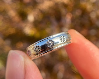 Banda de hoja de Schefflera/Anillo de plata de ley con diseño de eternidad y paraguas