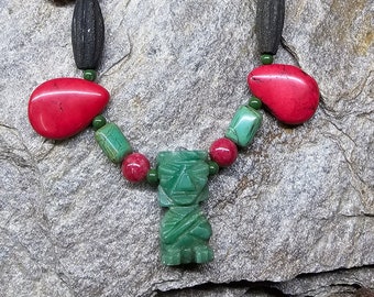 Fabulous Tiki Room statement necklace! Lava, howlite, vintage, carved idol. Perfect luau, beach necklace, fun statement!