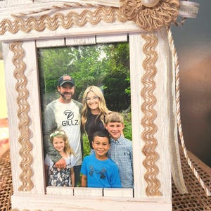 Pretty in Pearl and Burlap Flower Photo Frame