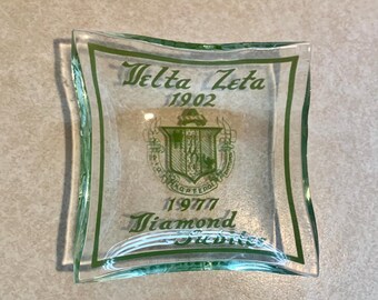 Vintage 1902-1977 Delta Zeta Sorority Diamond Jubilee with Green Lettering Ashtray, Decor Tray, Trinket Dish, Catch All, Collectible. Bin 7K