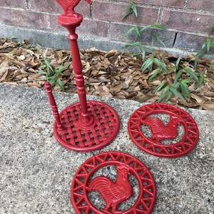 Cast Iron Barn Red Rooster Paper Towel Holder and 2 Trivets (Hot Pads),  Kitchen Decor, Farmhouse Decor, Heavy, Set of 3.    Bin #22
