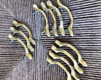 Vintage Fluted Arch Metal Designed Gold-toned Drawer/Cabinet Pull Handles with Hardware, Lot of 11, DIY Remodeling Projects, Collectible
