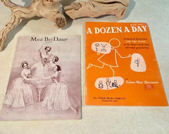 Vintage muziekboekjes 'Music Box Dancer' en 'A Dozen a Day', piano-oefeningen, ballerina, lot van 2, verzamelobject