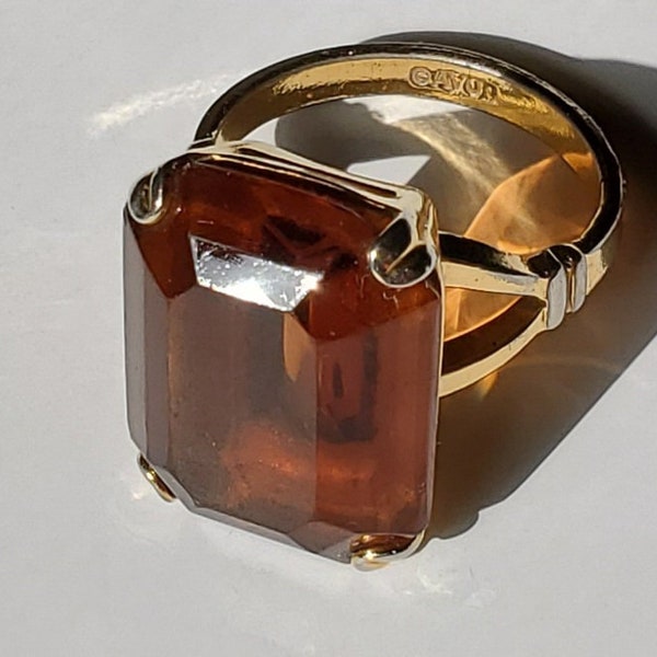 Avon Faux Topaz Gemstone Cocktail Ring Vintage Size 6