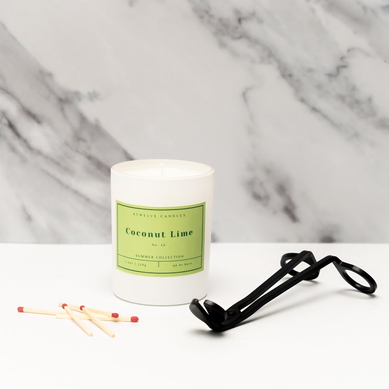 8TwelveGoods Candle - Thumbnail 2