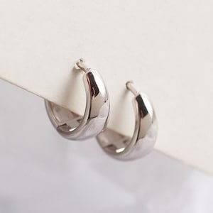 Ear Hugging Earrings - Silver Hoop Earrings - Minimalist Earrings - Dainty Earrings - Cartilage Hoops - Tragus Hoops