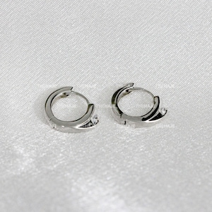 Orecchini a cerchio minimalisti con zirconi cubici: orecchini a cerchio con chiusura a leva in argento sterling 925
