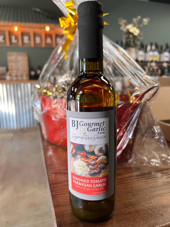Sundried Tomato Parmesan Garlic Extra Virgin Olive Oil (375ml) – Vegan, Gluten-Free