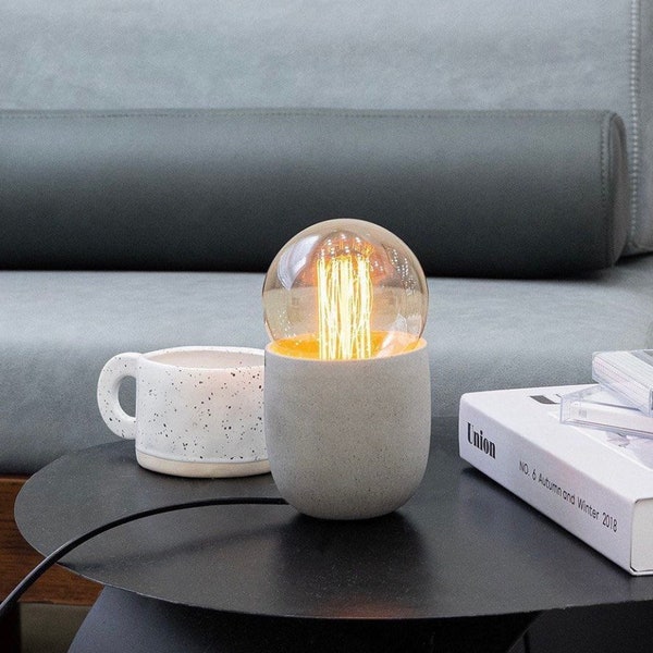 Beton Tischlampe, Beton Dekor, kleine Tischlampe, Edison Lampe, Nachttischlampe, Wohnkultur, minimalistisches Design, Einweihungsgeschenk