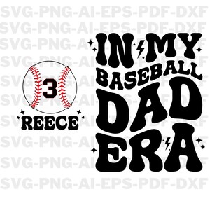 Puede incluir: Diseño gráfico en blanco y negro con el texto "In My Baseball Dad Era" en una fuente retro. Una pelota de béisbol con el número 3 y el nombre "Reece" está a la izquierda del diseño.