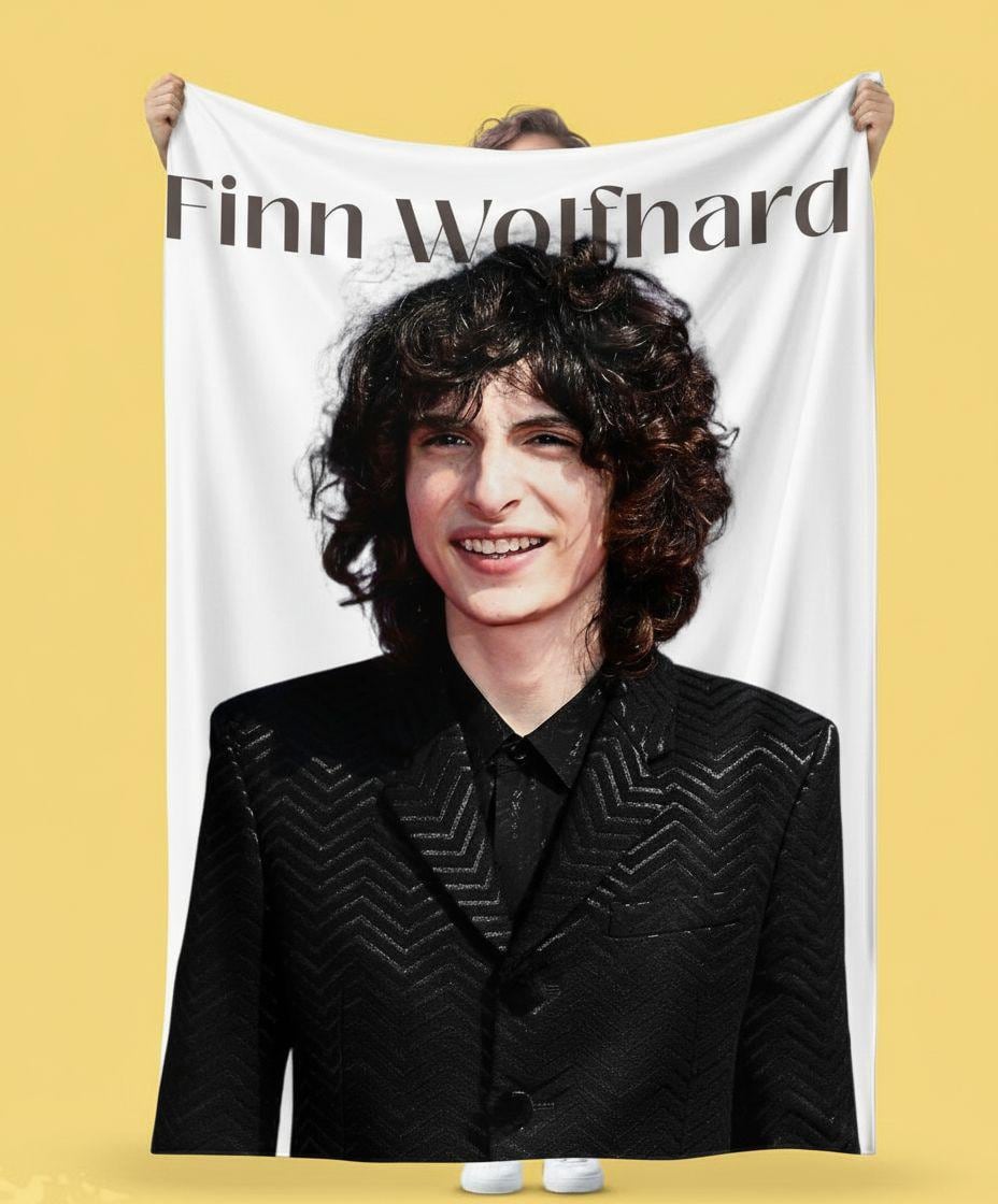 FINN WOLFHARD 日本限定版レコード　ポスター付 Finn Wolfhard Poster Zine - Coup De Main