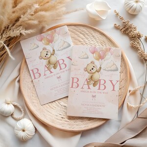 Convite para chá de bebê com tema de urso neutro - Convite "We Can Bearly Wait" com design fofo de urso em cores neutras, BS-21
