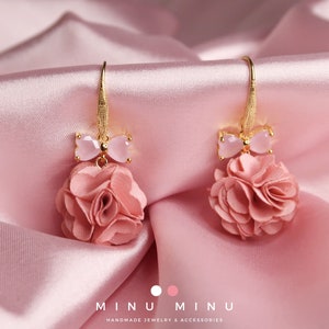 YUMI Sweet 18K Gold Plated Flower Dangle Earrings Zircon loop Fabric pompom pendant Handmade girls' earrings in white and pink image 1