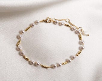 MAIA - Pulsera delicada con perlas blancas | Baño de oro de 18 quilates o rodio | Joyas sencillas para uso diario, bodas y ocasiones especiales