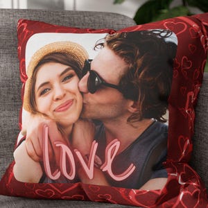 Funda de almohada con foto personalizada y corazón, funda de almohada cuadrada con corazones, funda de almohada con amor, regalo de San Valentín, funda de cojín romántica para pareja, color rojo
