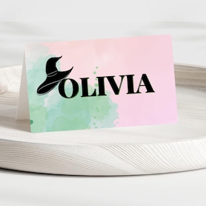 Placecard-sjabloon met filmthema: direct downloaden, volledig bewerkbaar, afdrukbaar feestdecor, aanpasbare couverts, 3,5 x 4 inch