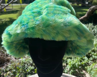 Fun green soft fur bucket hat with a velvet lining