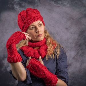 Guantes sin dedos con gorro rojo, bufanda redonda única de invierno para mujer, guantes sin dedos de lana, gorro, bufanda, conjunto tejido a mano, regalo para ella