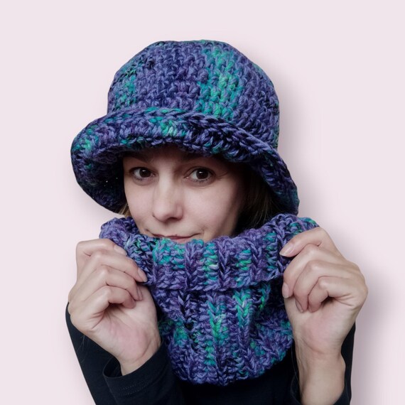 Crochet Bucket Hat & Scarf, Elegant Multicolour Winter Wool  display picture 1