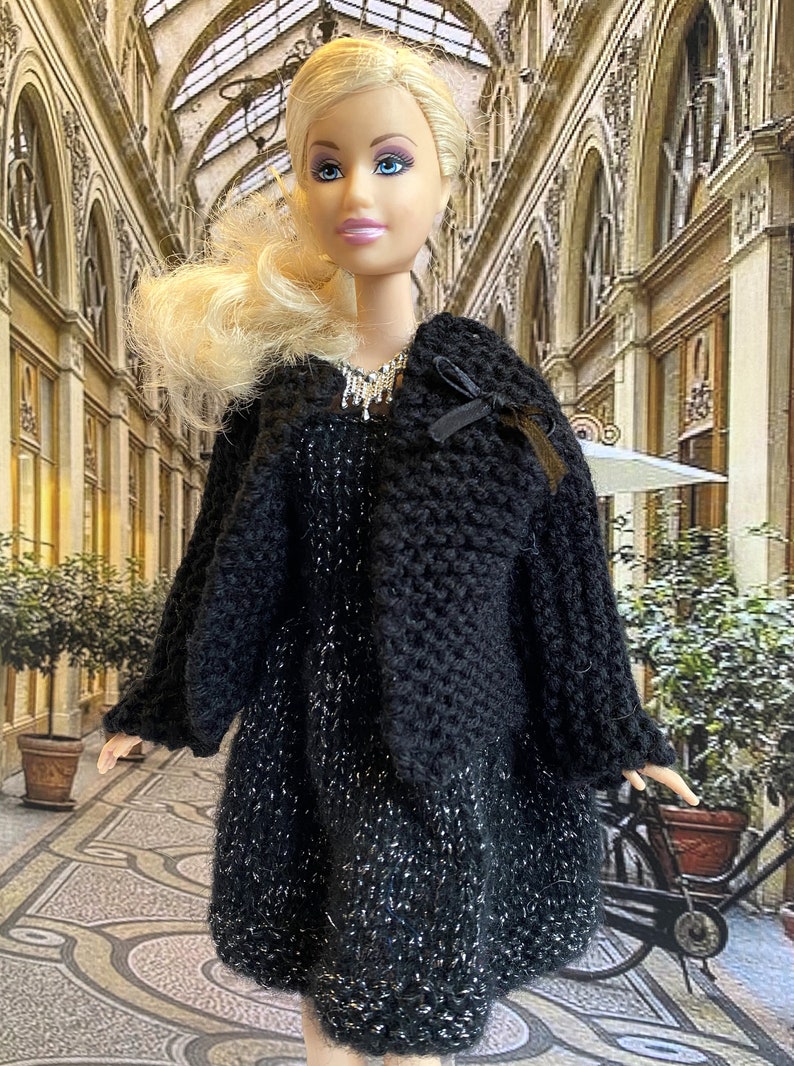 Robe bustier en laine noire pailletée, veste noire avec petit nœud ruban tricot vêtement poupée fait main France image 2