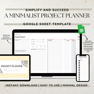 Könnte beinhalten: Eine minimalistische Projektplaner-Google Sheet-Vorlage mit hellgrauem Hintergrund. Die Vorlage wird auf einem Laptop-Bildschirm, einem Tablet und einem Smartphone angezeigt. Die Vorlage hat ein schlichtes Design mit schwarzem Text und Linien auf weißem Hintergrund. Der Text auf der Vorlage lautet "Project Planner".