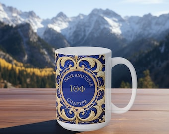 Taza personalizada con letras GRIEGAS para fraternidad o hermandad. Taza azul rey y dorada sobre blanco. Disponible en 2 tamaños.
