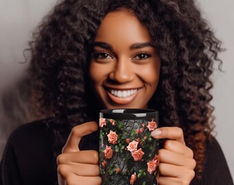 Taza de la mañana después. Pink Roses lanza un hechizo romántico sobre una taza negra. Esta sensual taza evoca recuerdos de las caricias íntimas de la noche anterior.