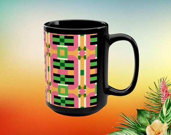 Tazas negras con el tradicional motivo de colores kente, disponibles en 2 tamaños.
