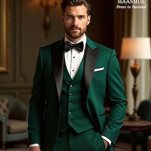 Sophisticated Emerald Green Tuxedo: 3-Piece Men&#39;s Suit with Black Lapel - Ideal for Weddings & Galas&quot;