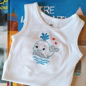 Hand embroidered baby bodysuit – Blue whale with red hearts – Unisex birth gift idea