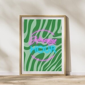 Poster digitale scaricabile Happy Hour Neon - Stampa murale zebra verde - Stampa retrò vibrante per bar o gallerie - Decorazione per feste retrò - Massimalista