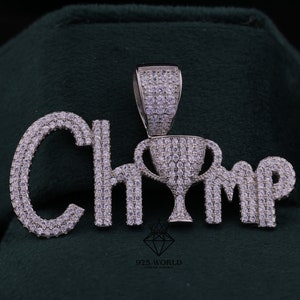 Colgante de diamantes de moissanita VVS personalizado con fianza "Champ", joyería de diamantes de plata de ley 925, colgante con busto hacia abajo para él y para ella