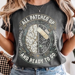 T-Shirt für Gehirn-OP-Fans, „Hirntumor-Kämpfer“-Shirt, „Alles wieder zusammengeflickt“, lustiges Geschenk zur Genesung nach einer Verletzung