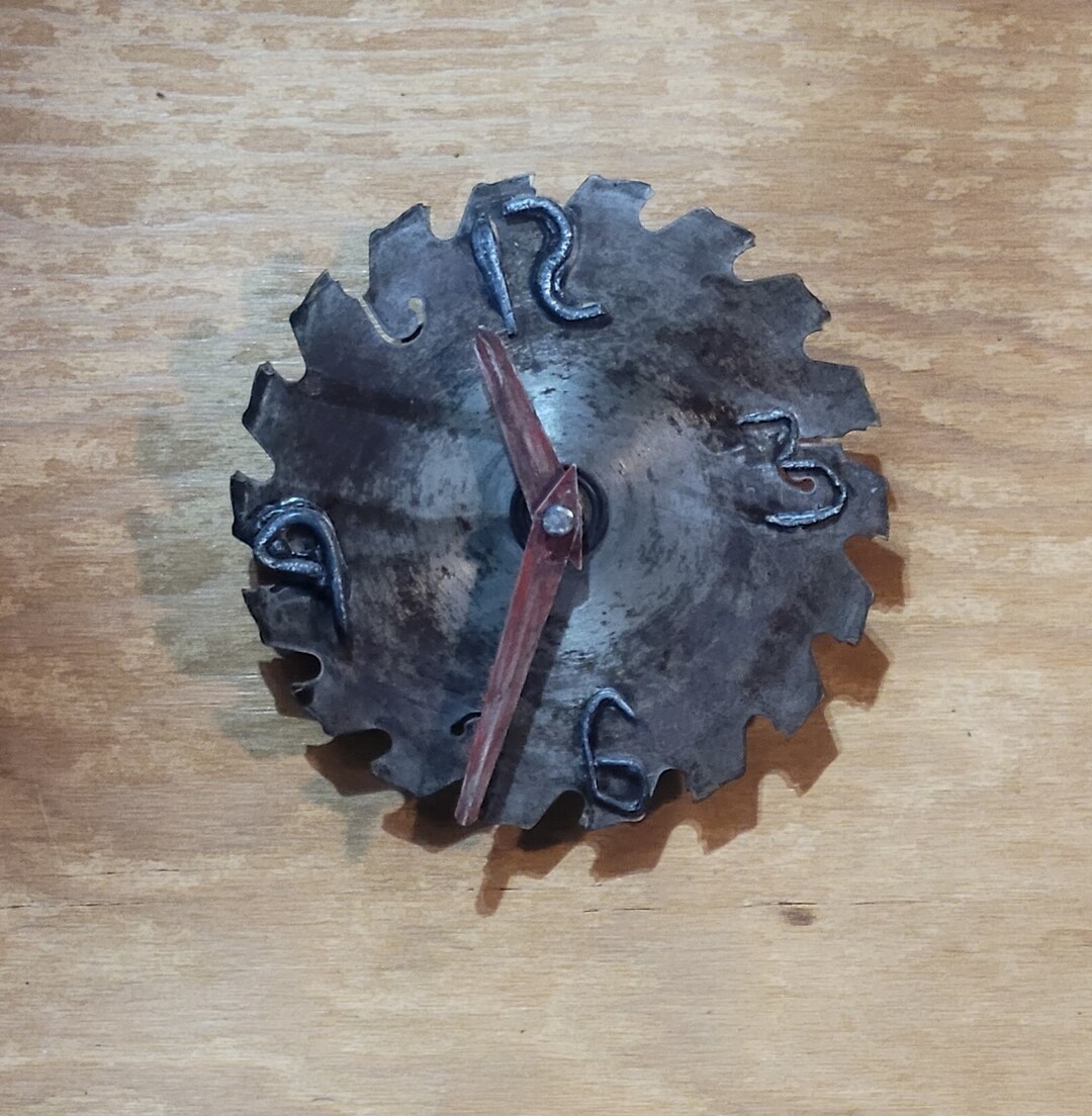 Circular Saw Blade Clock Etsy