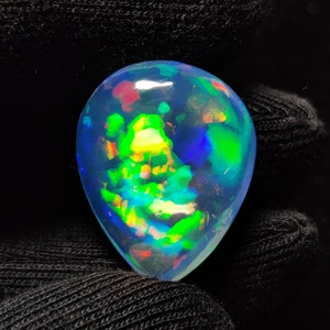 Attractive Top Grade Quality 100% Natural Ethiopian Opal Cabochon Gemstone for Making Jewellery - 39.50 Cts - 27X22X13 MM