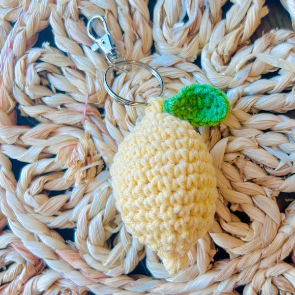 Lemon crochet keychain Lemon keychain Crochte keychain Knit keychain Lemon Keychain Fake lemon Fake fruit crochet fruit keychain fake lemon