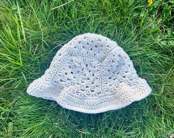 Chapeau bob au crochet, cadeau fête des mères, bob au crochet, bob en tricot, bob en fil acrylique, bob crème, chapeaux d'été, chapeaux de soleil