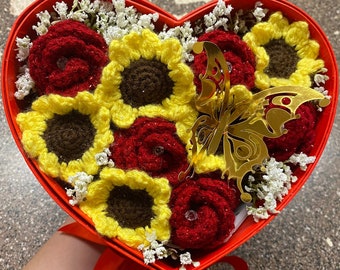 Crochet Sunflower & Rose Bouquet