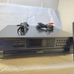 Technics SL-PD967 CD Player 5 Disc Carousel Changer w/ Remote - Tested Working!
