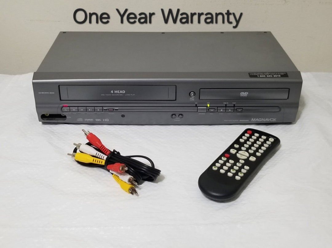 Magnavox MWD2205 VCR DVD Combo VHS Player Remote Tested Works 1 Year