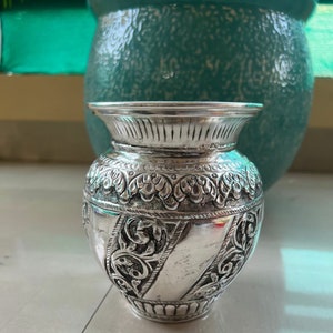 German Silver Laxmi Kalash Lota: Diwali Pooja Zubehör