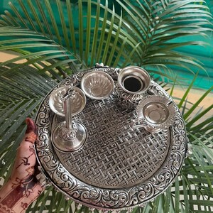 Duitse zilveren olifant Pooja Thali-set/tempeldecor/Diwali Pooja Thali/puja-thali geoxideerd zilver/bord met hindoeritueel/gratis expreslevering