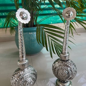 Irrigatore per acqua di rose in argento tedesco: regalo religioso da 16 pollici