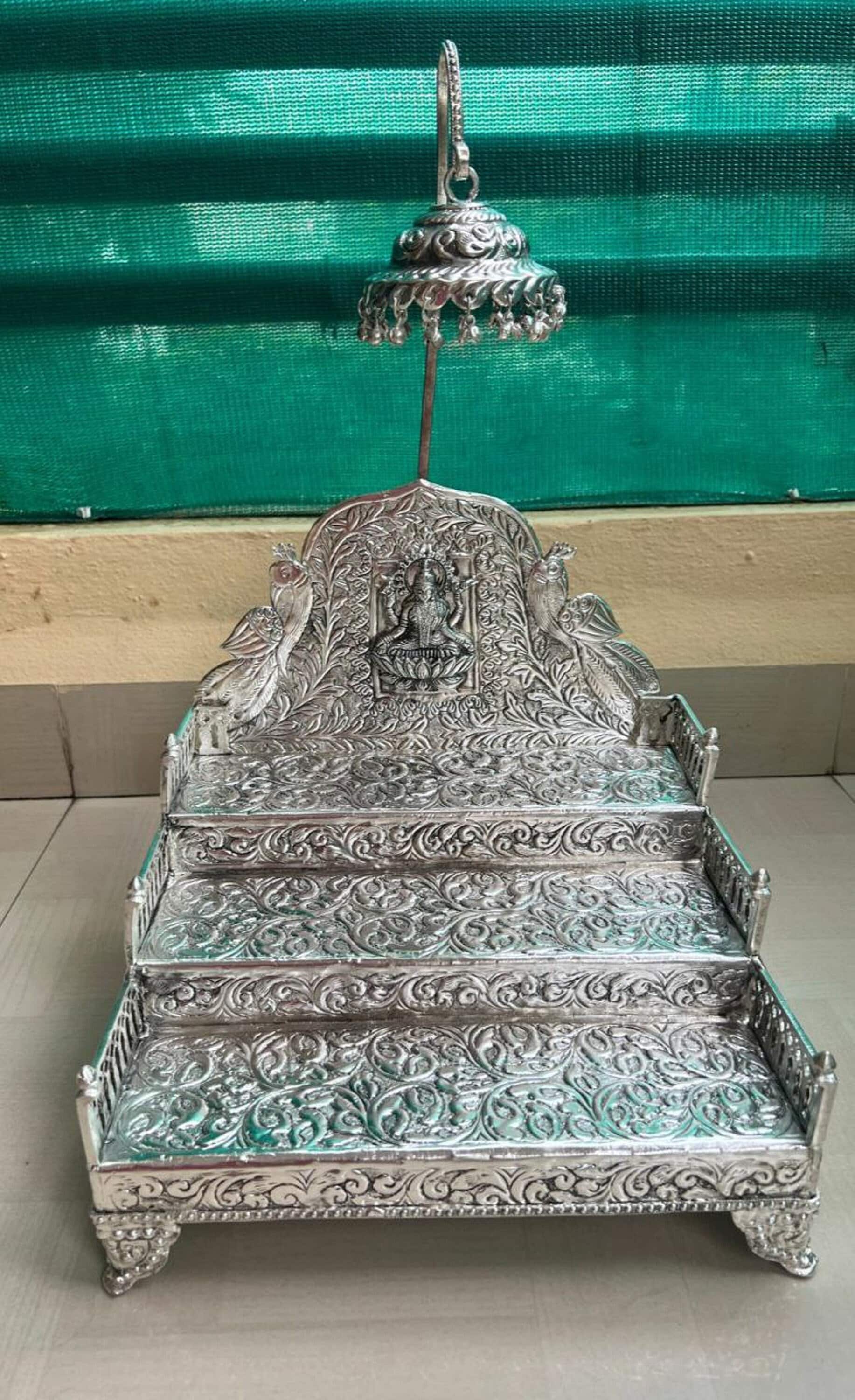 若者に人気のブランド Laxmi Steps 3 Silver German Singhasan Diety Hindu for 置物