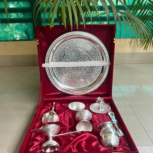 Duitse zilveren pooja thali, 8-delige puja thali met rood fluwelen doos, tempeldecor, religieus decor, diwali pooja thali, gratis expreslevering