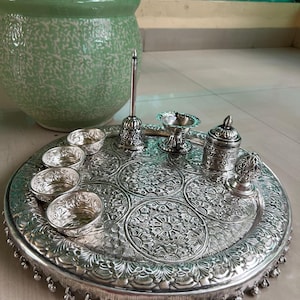 Duitse zilveren Pooja Thali-set, 15,5 inch Pooja Thali-set voor hindoeïstische aanbidding, diwali-decor, religieus decor, gratis expreslevering